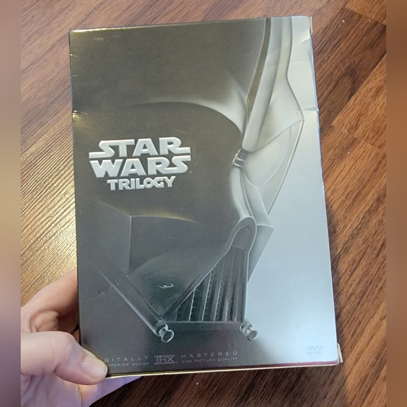 Star Wars Trilogy DVD Box Set - Picture 1 of 3